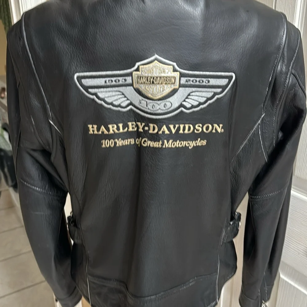 Harley Davidson 100 anniversary leather jacket women’s sz L - Picture 2 of 7